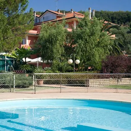 Taverna Del Puccini Casa de Férias Massaciuccoli